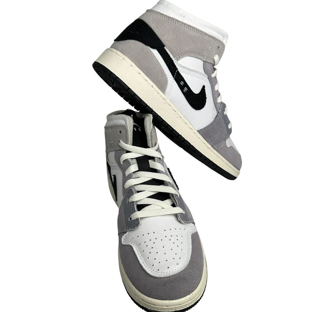 💎✨NEW IN BOX✨💎NIKE Jordan 1 MID SE Craft (GS) - Picture 3 of 10